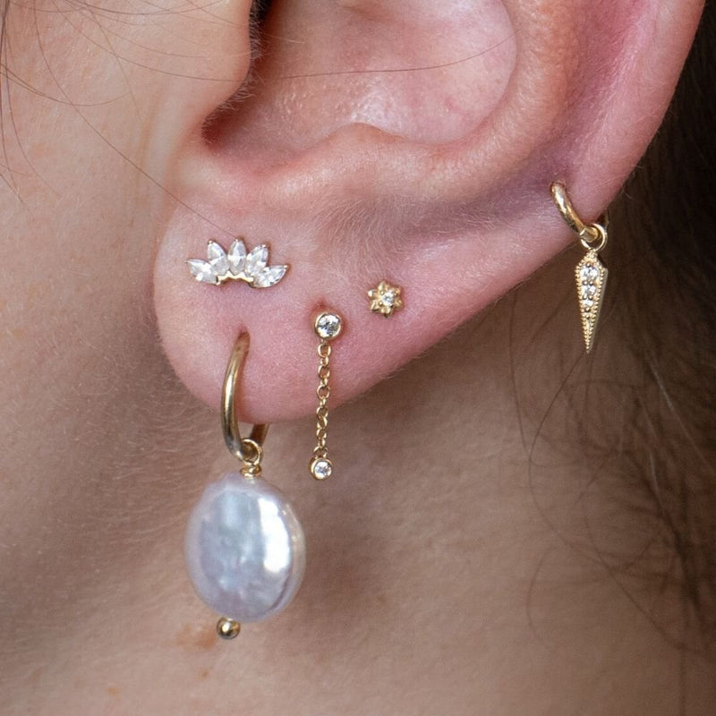 Gold Crystal Flower Stud Earring – The Curated Lobe