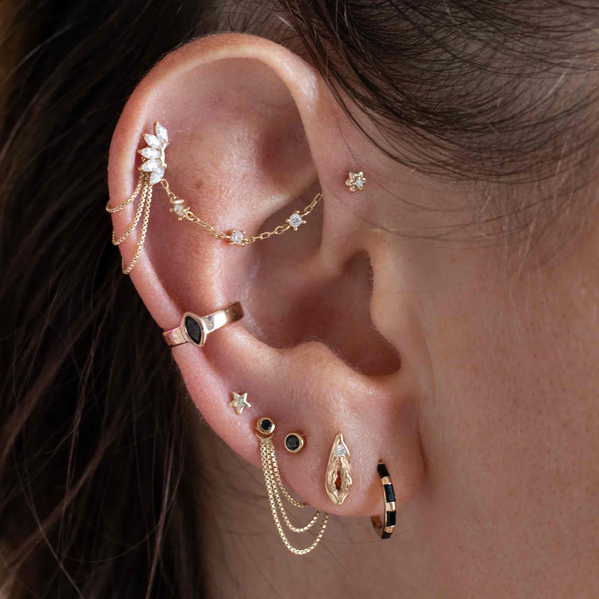 Chain deals piercing ear